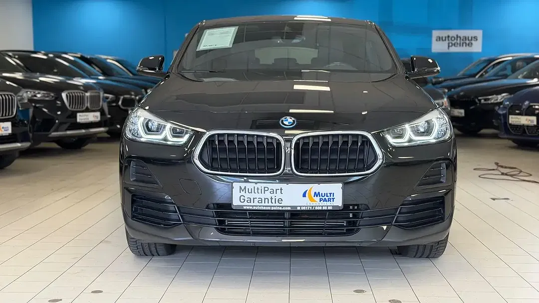 BMW X2 - Thumbnail 4