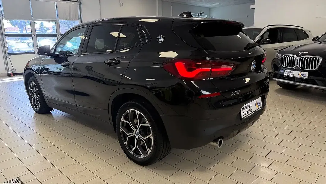 BMW X2 - Thumbnail 8