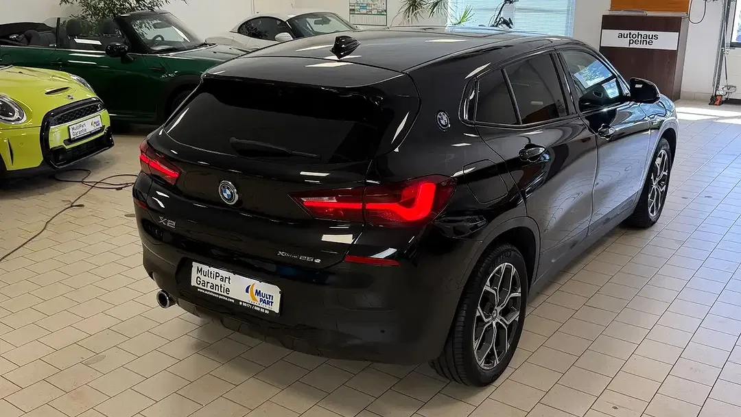 BMW X2 - Thumbnail 9
