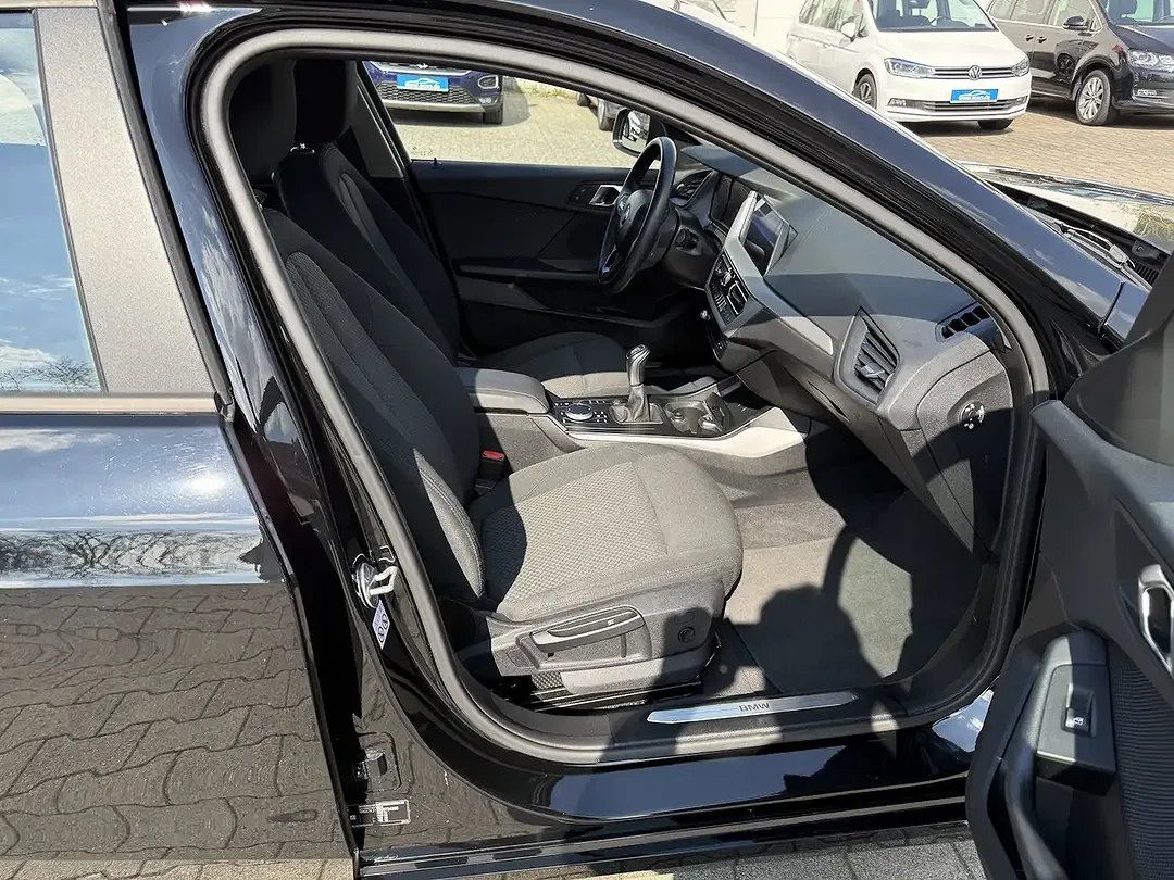 BMW 118 - Thumbnail 7