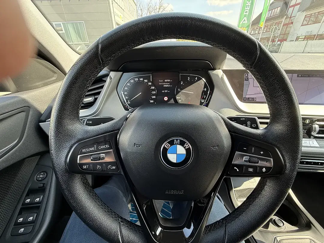 BMW 118 - Thumbnail 4