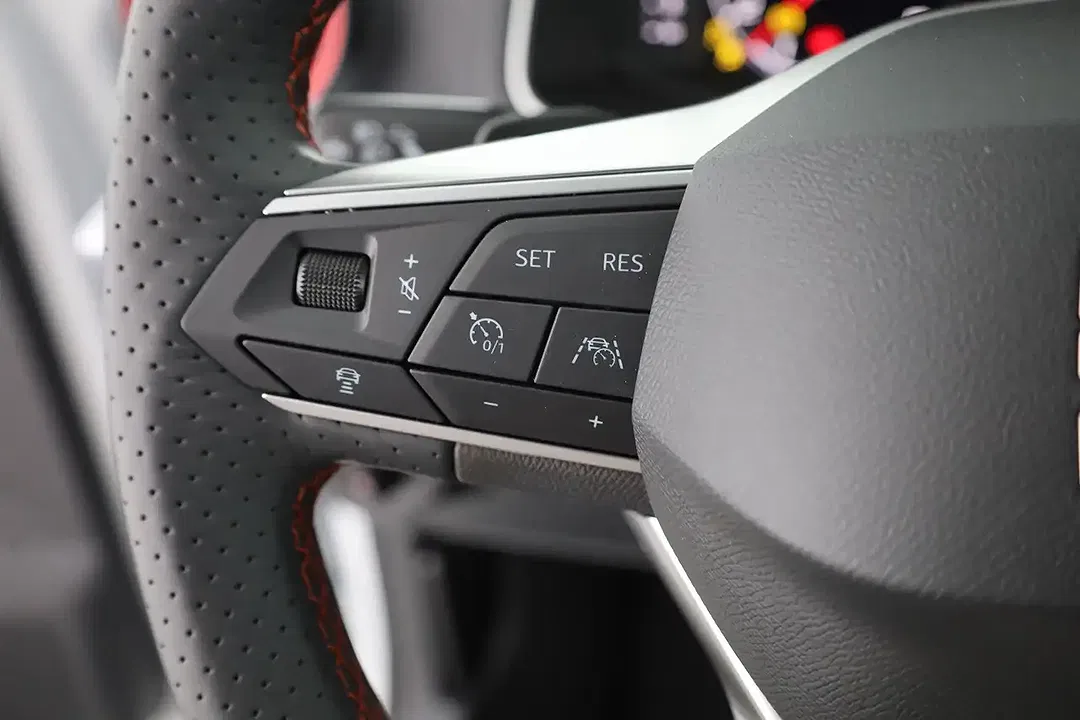 SEAT Ibiza - Thumbnail 14