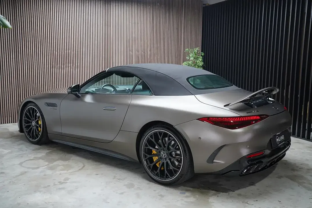 Mercedes-Benz SL 63 AMG - Thumbnail 9