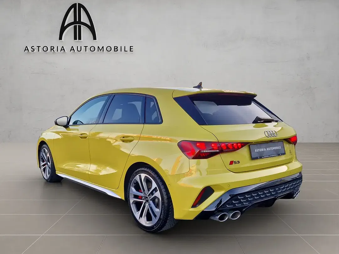 Audi S3 - Thumbnail 4