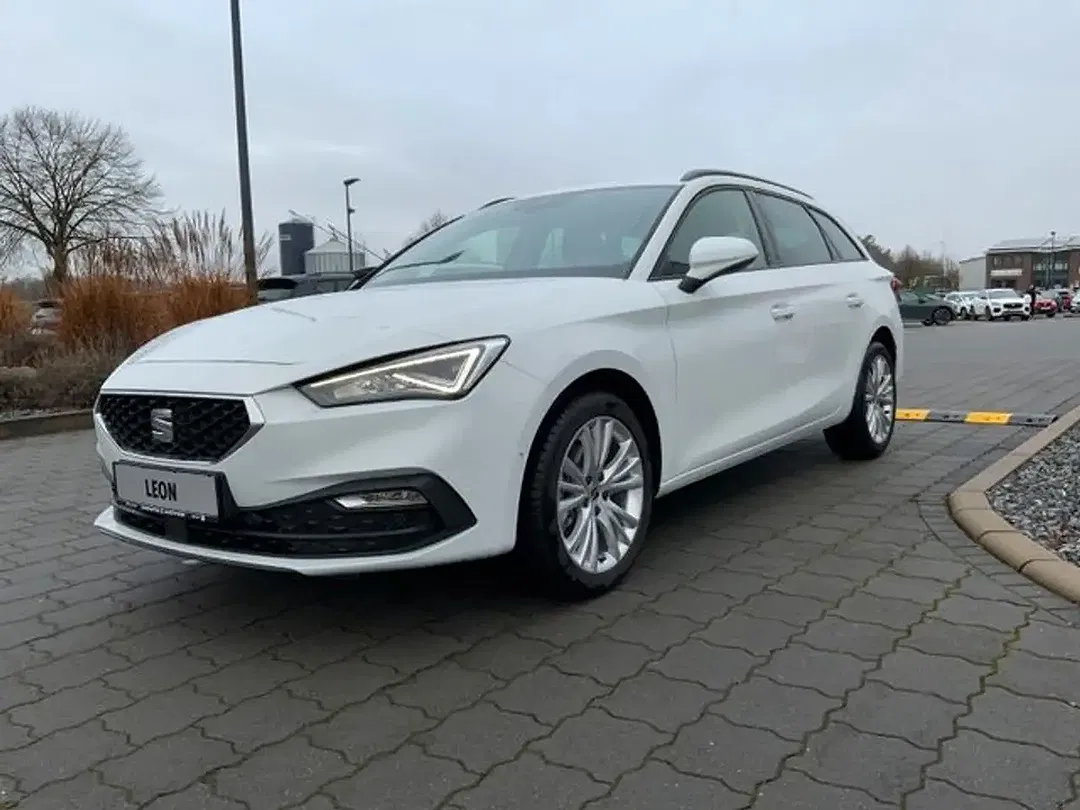 SEAT Leon - Thumbnail 3