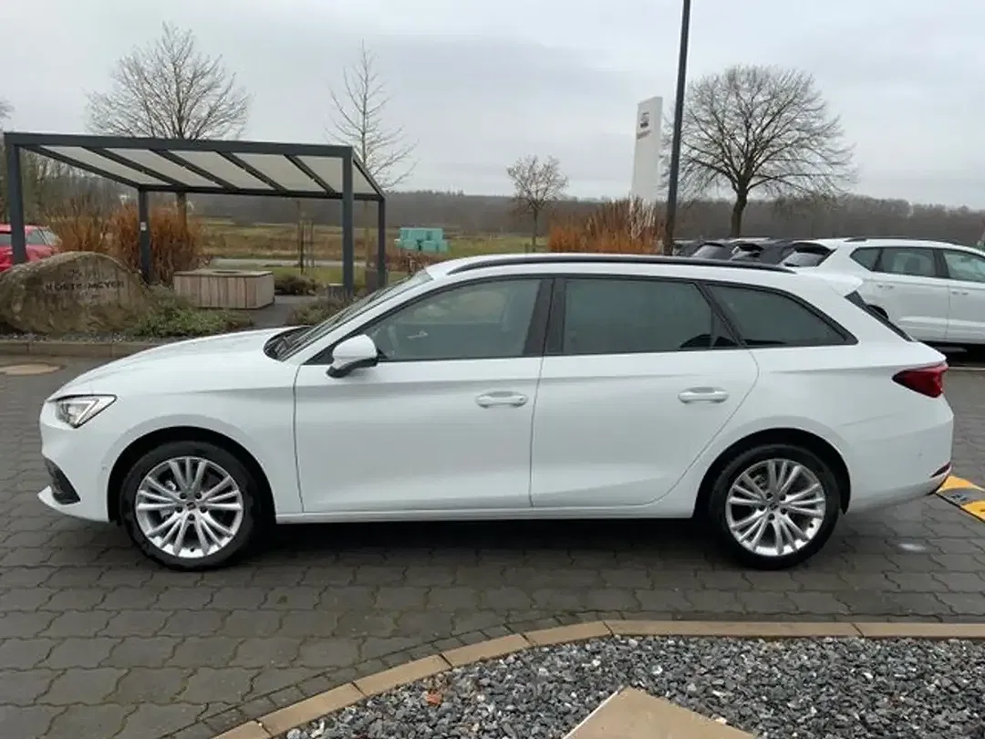 SEAT Leon - Thumbnail 4