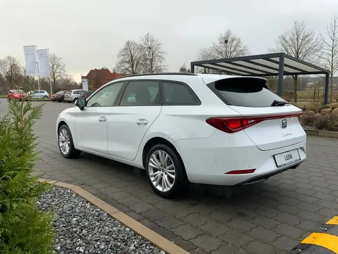 SEAT Leon - Thumbnail 5