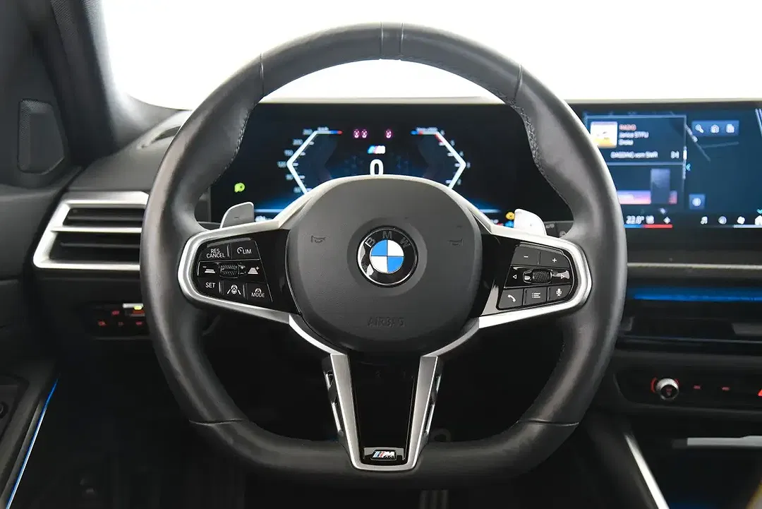 BMW 320 - Thumbnail 10