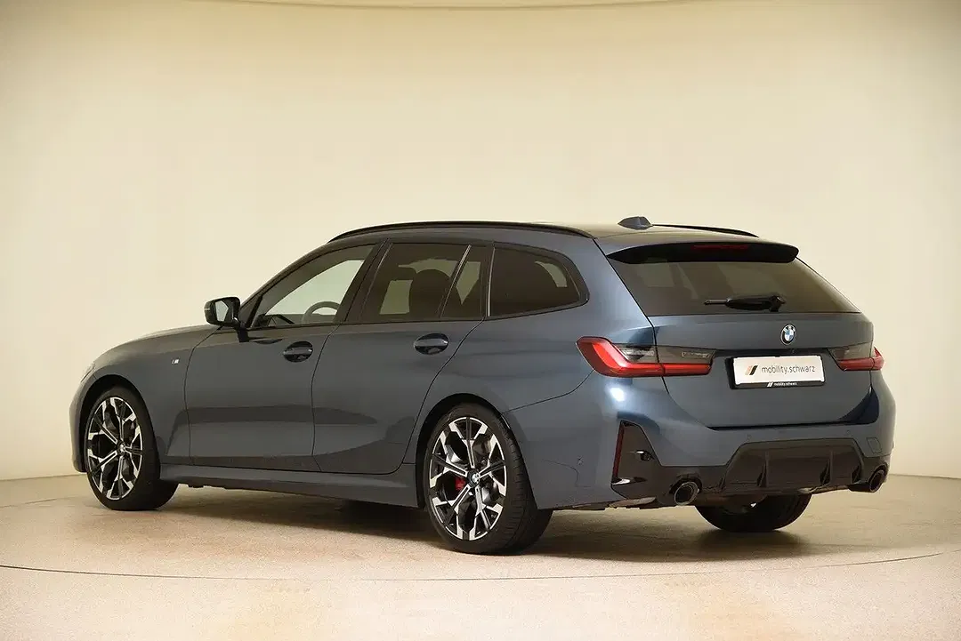 BMW 320 - Thumbnail 2
