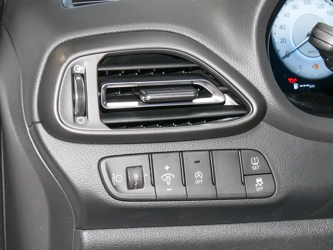 Hyundai i30 - Thumbnail 14
