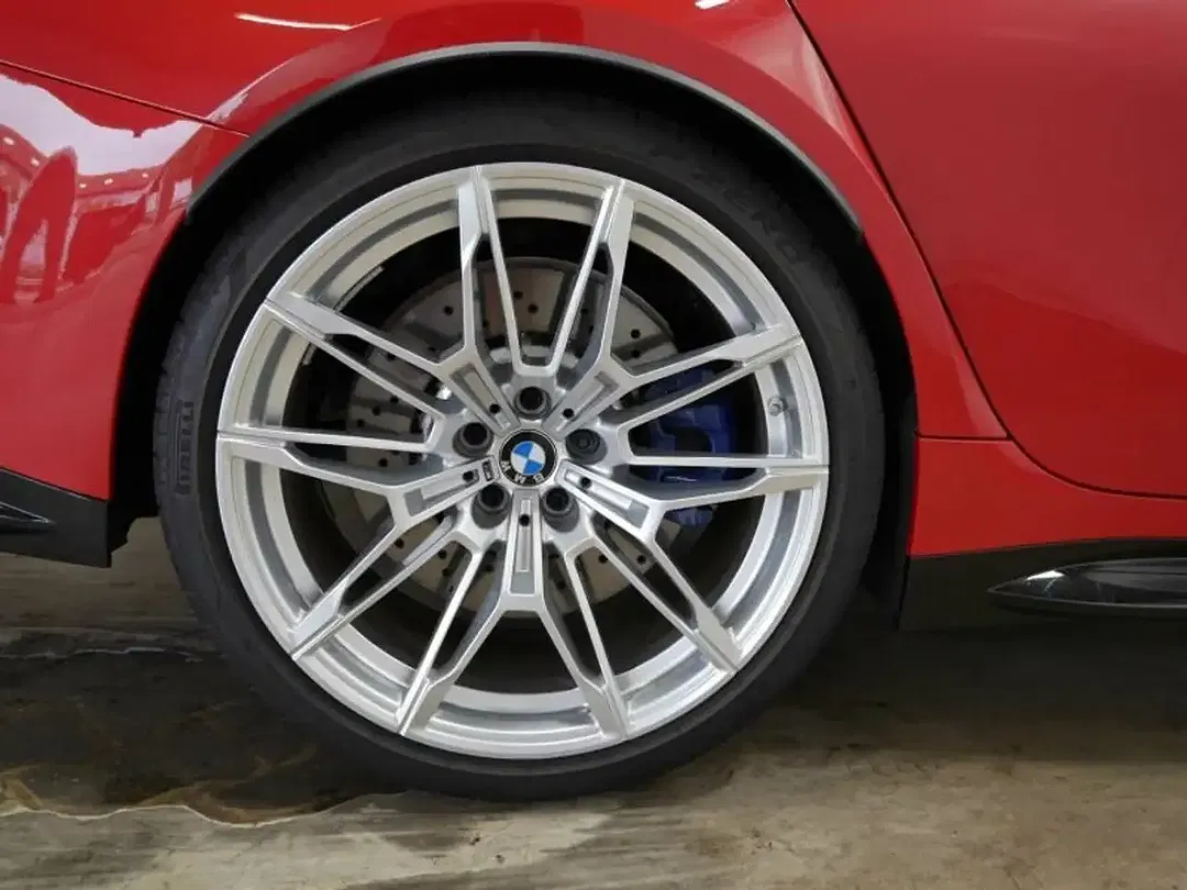 BMW M3 Competition - foto 11