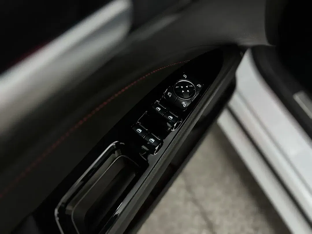 Ford Mondeo - Thumbnail 27