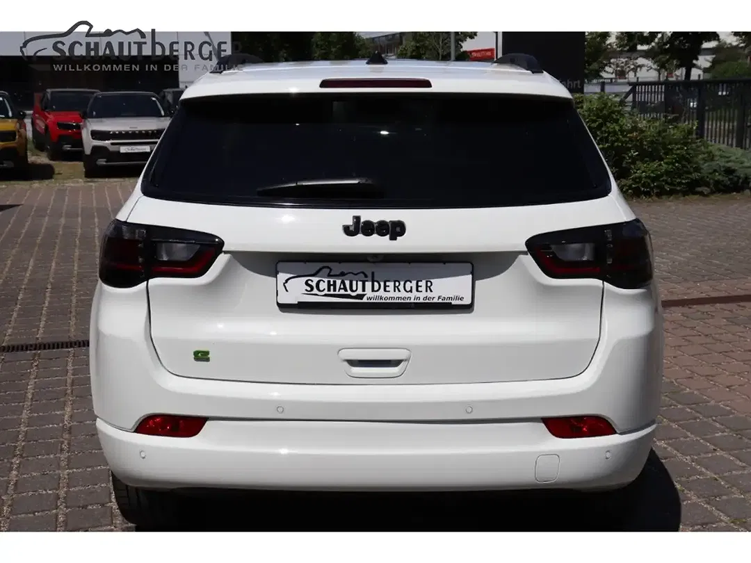 Jeep Compass - Thumbnail 5