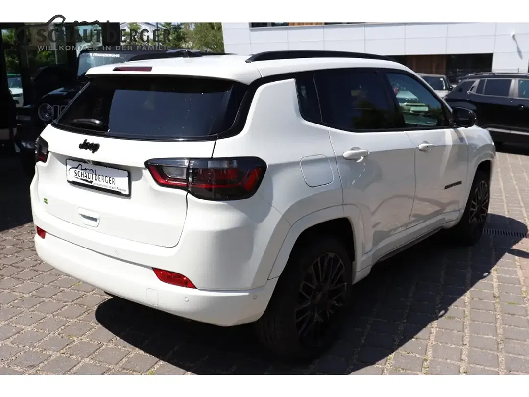 Jeep Compass - Thumbnail 6