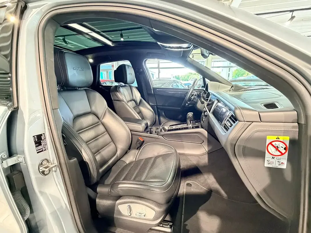 Porsche Macan - Thumbnail 15