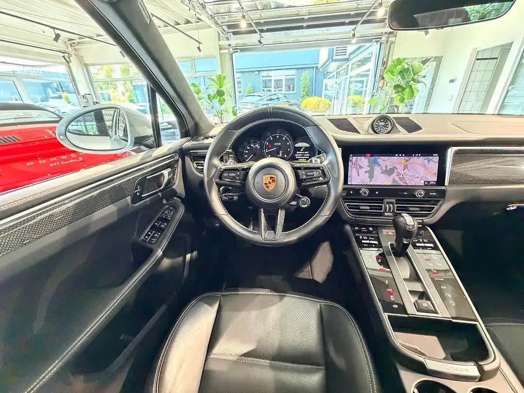 Porsche Macan - Thumbnail 9