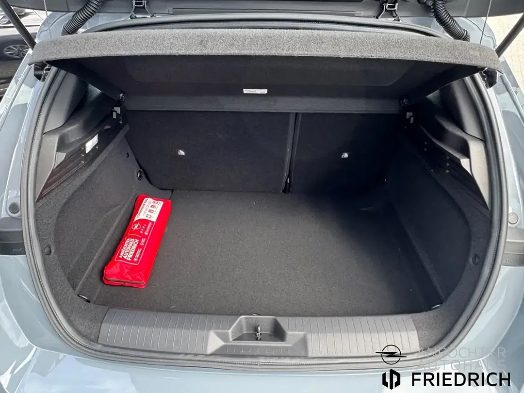 Opel Astra - Thumbnail 8