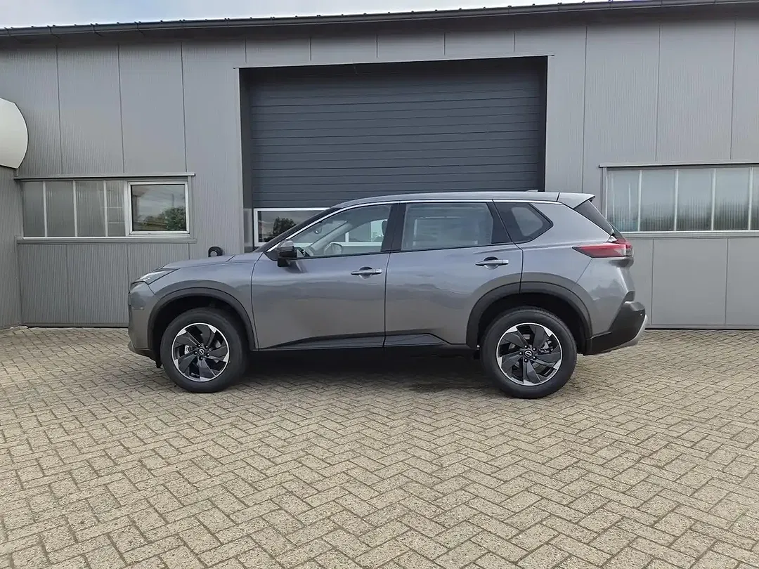 Nissan X-Trail - Thumbnail 2