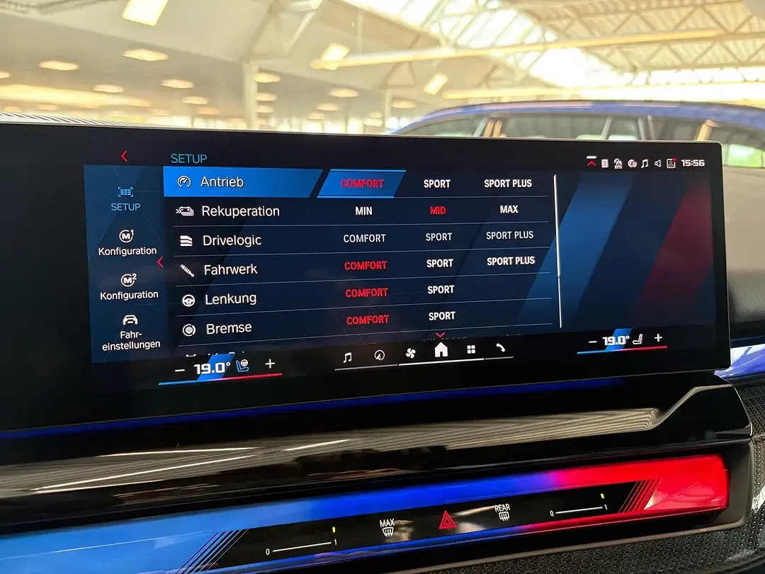 BMW M5 - Thumbnail 19