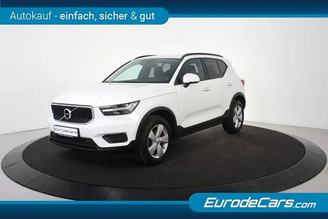 Volvo XC40 - Thumbnail 5