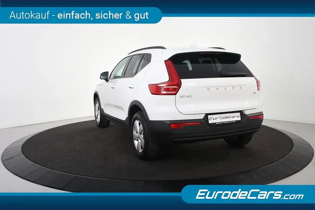 Volvo XC40 - Thumbnail 6