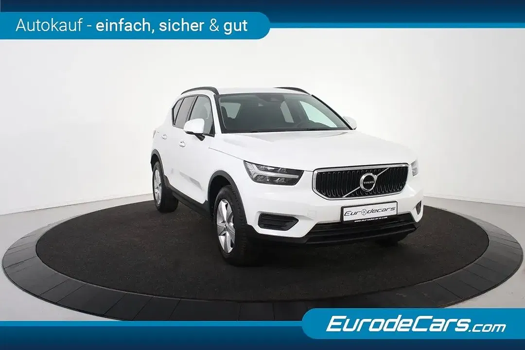 Volvo XC40 - Thumbnail 8