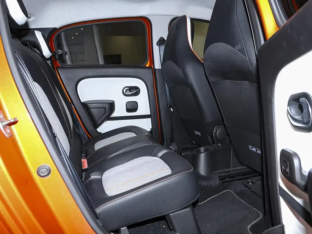 Renault Twingo - Thumbnail 3
