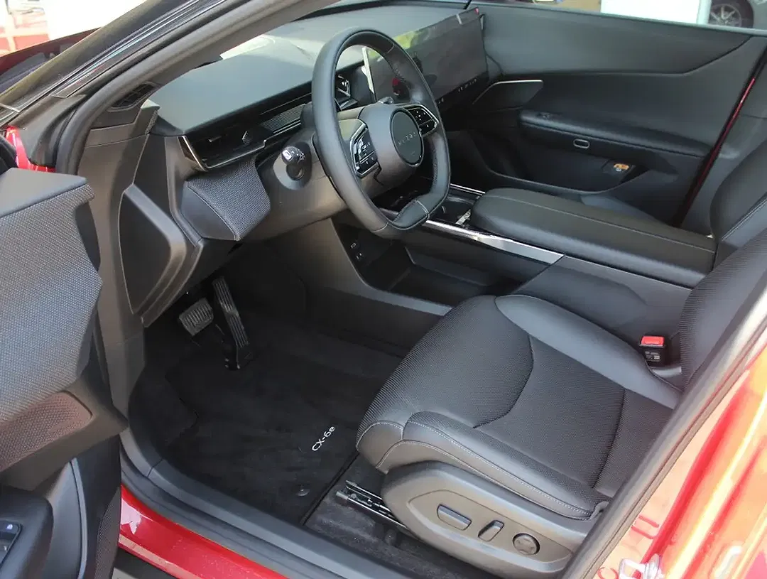 Mazda CX-6e - Thumbnail 11