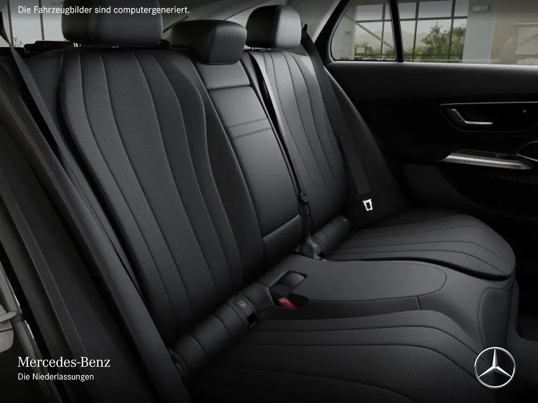 Mercedes-Benz E 300 - Thumbnail 12
