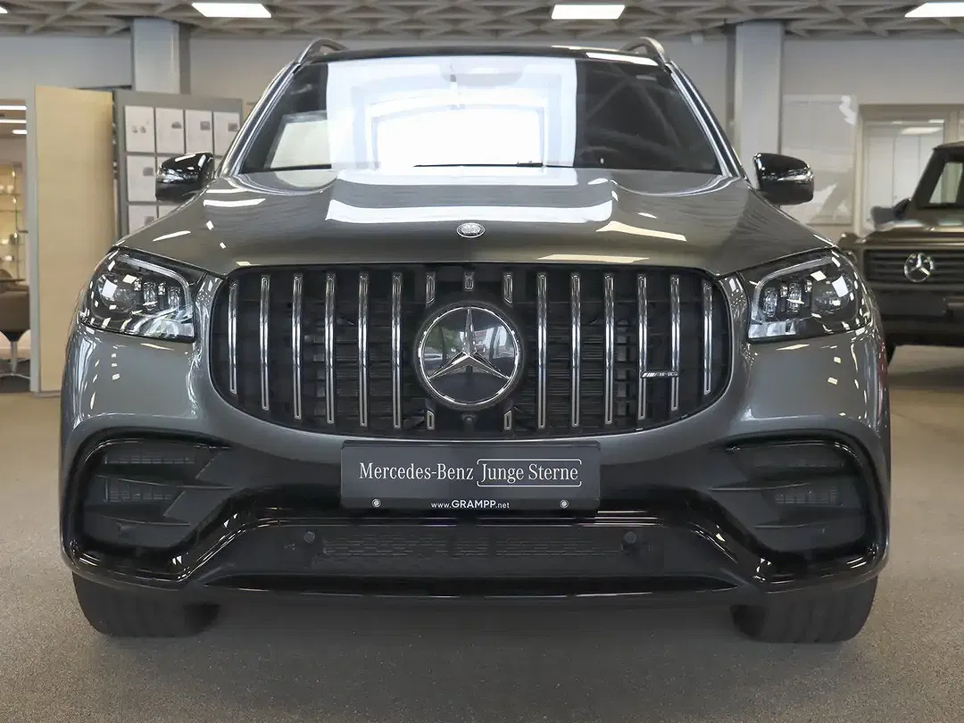 Mercedes-Benz GLS 63 AMG - Thumbnail 3
