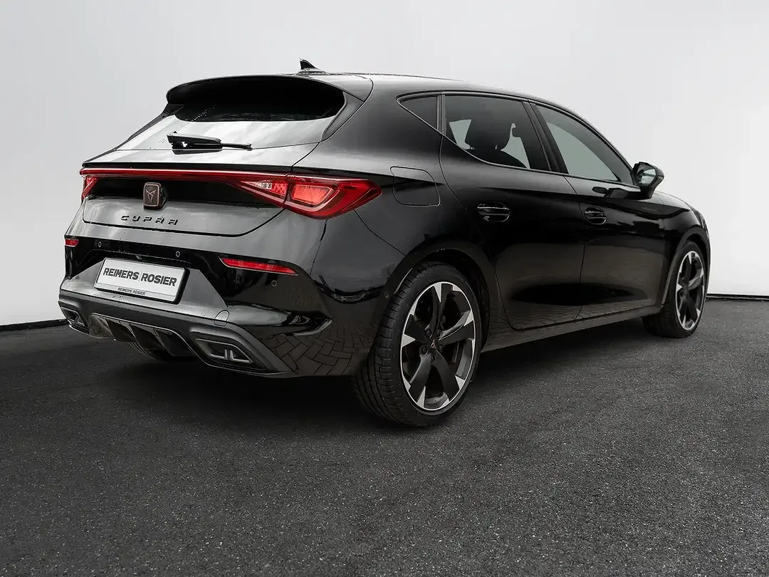 CUPRA Leon - Thumbnail 3
