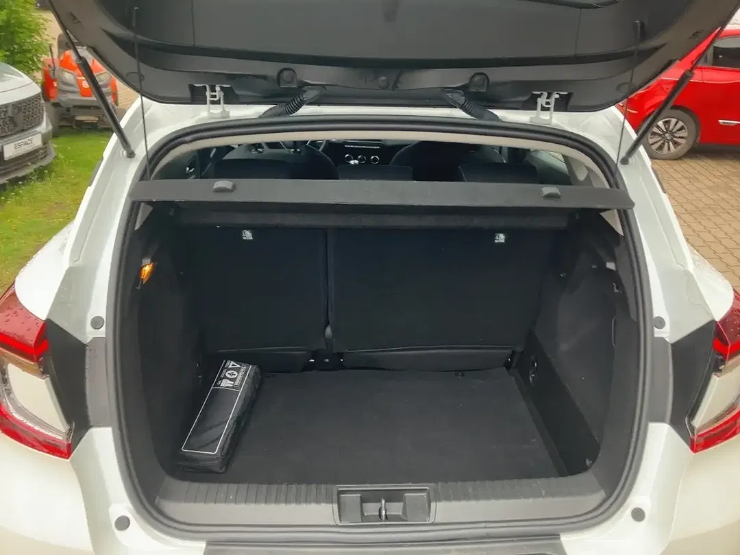 Renault Captur - Thumbnail 5