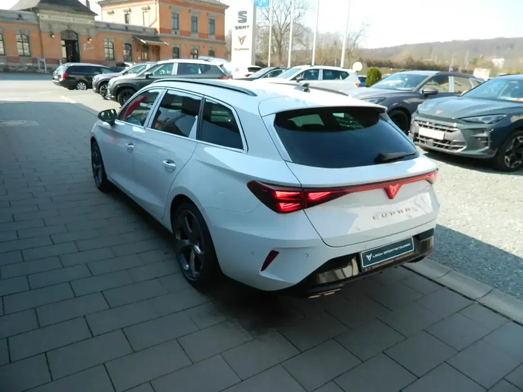 CUPRA Leon - Thumbnail 8