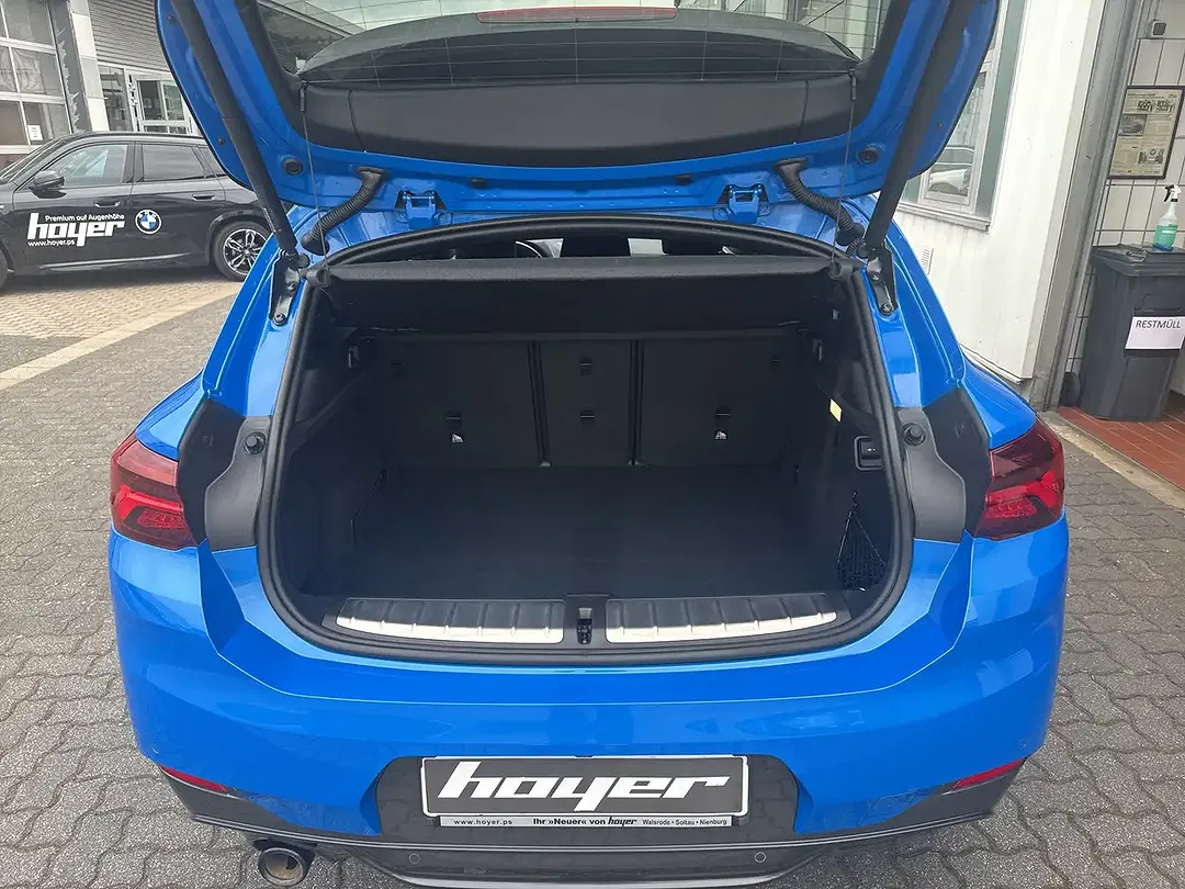 BMW X2 - Thumbnail 11