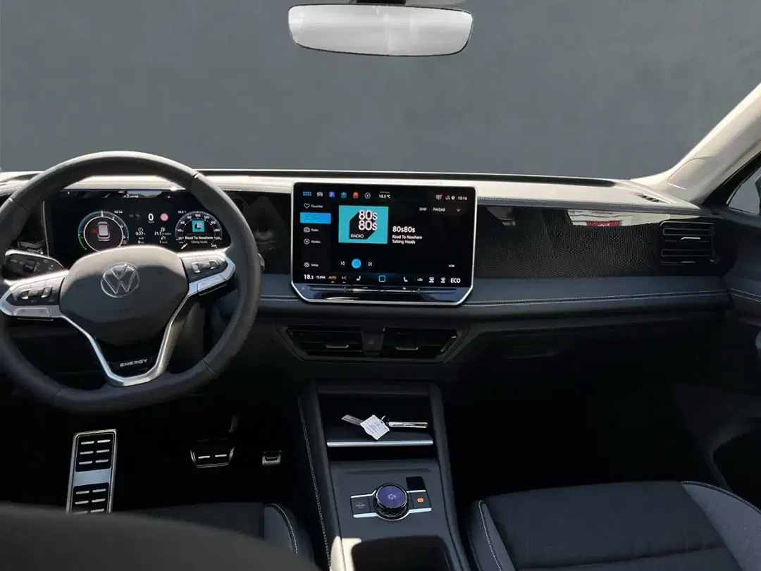 Volkswagen Tiguan - Thumbnail 8