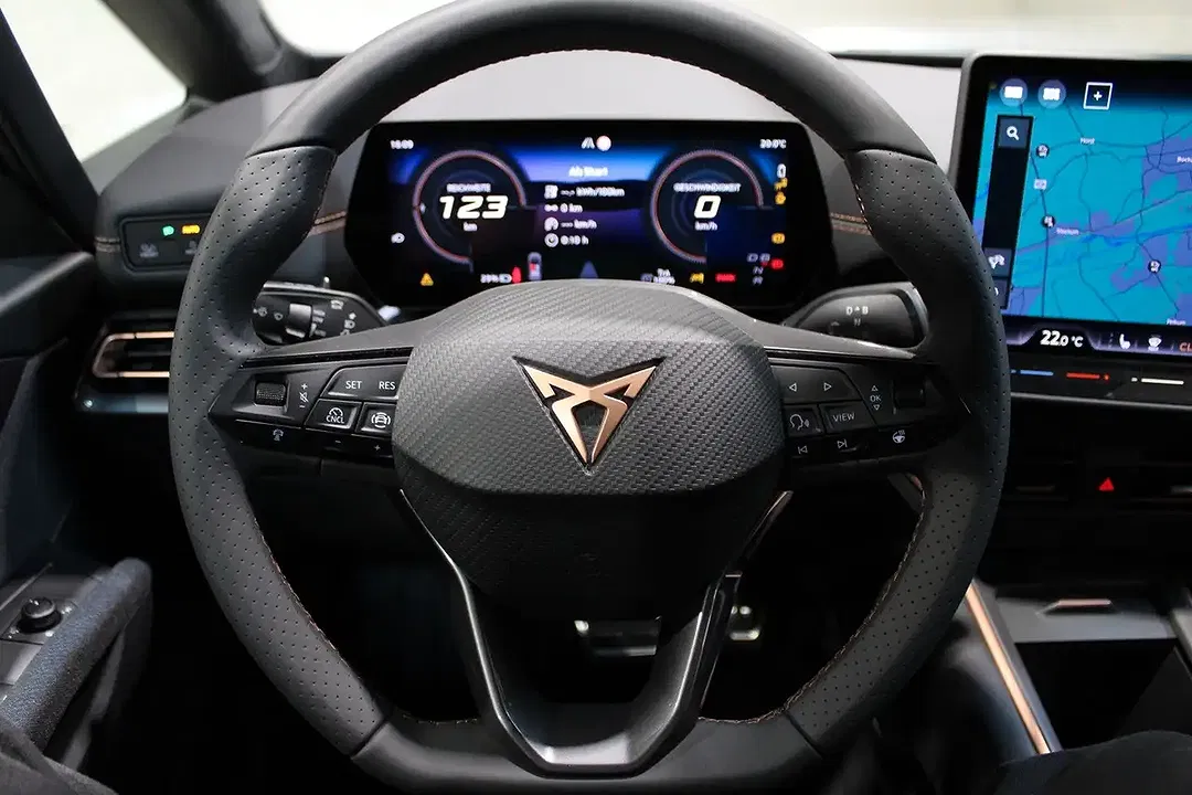 CUPRA Born - Thumbnail 13