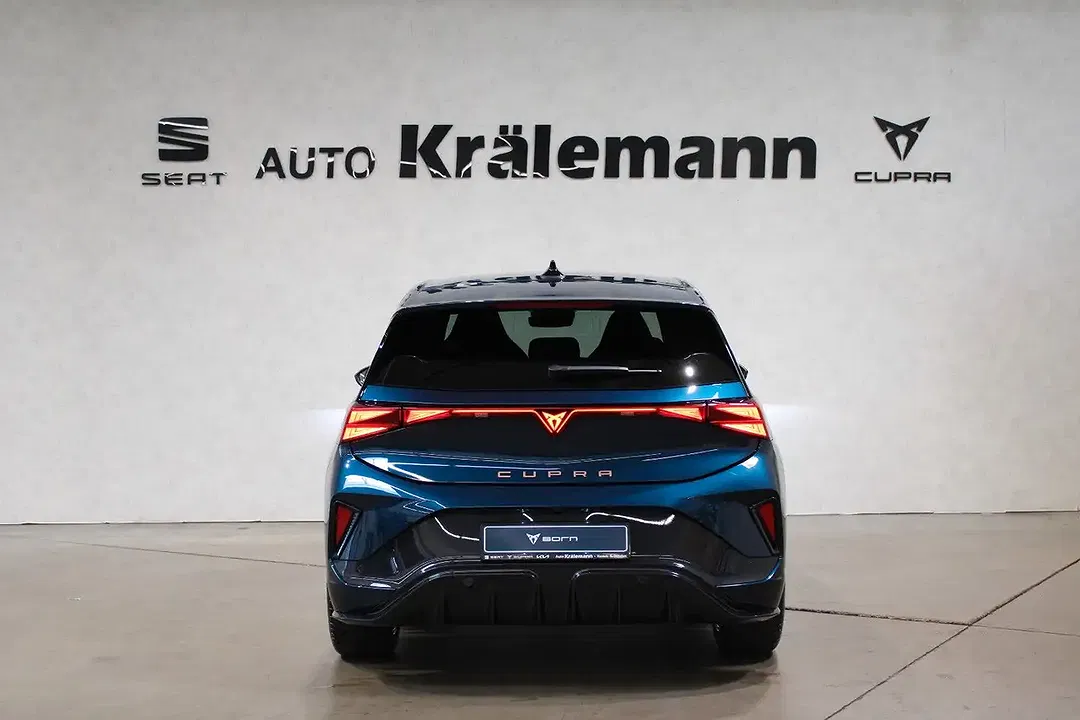 CUPRA Born - Thumbnail 6