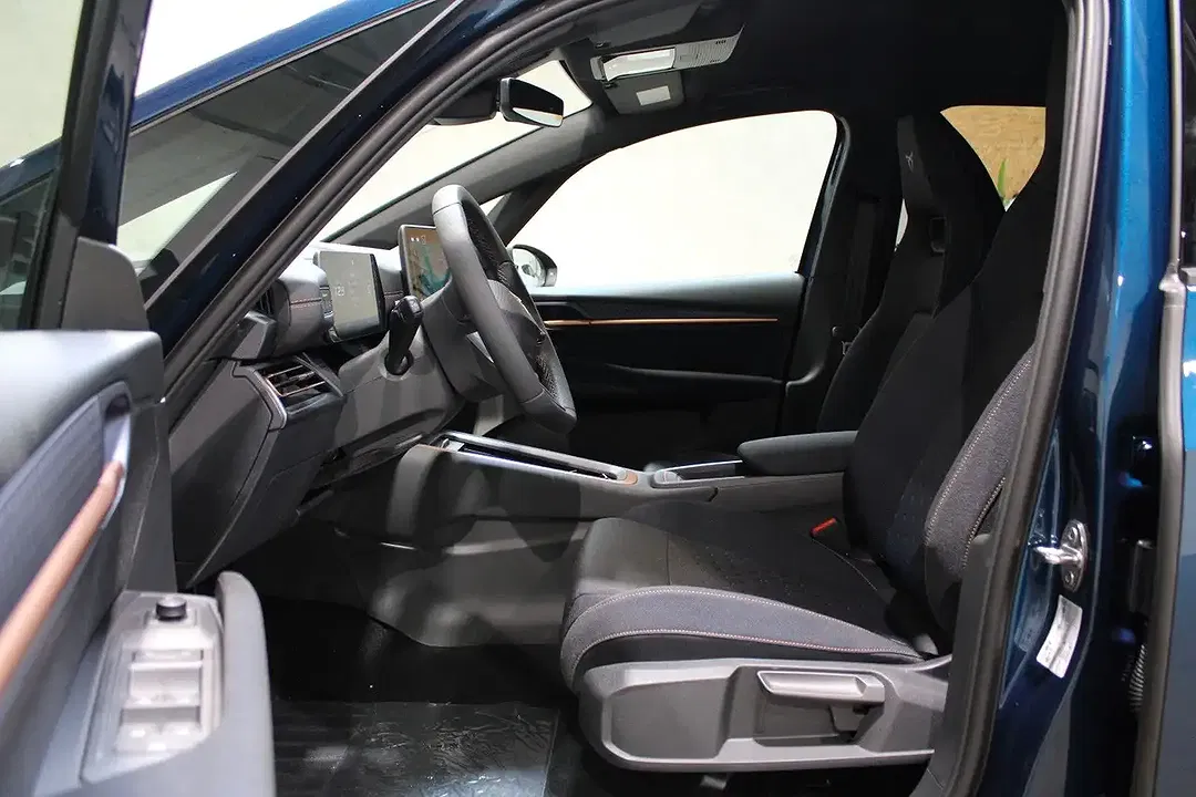 CUPRA Born - Thumbnail 8