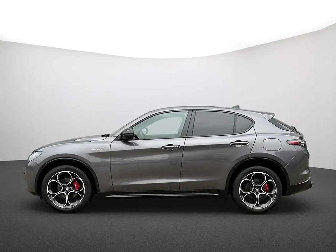 Alfa Romeo Stelvio - Afbeelding 1