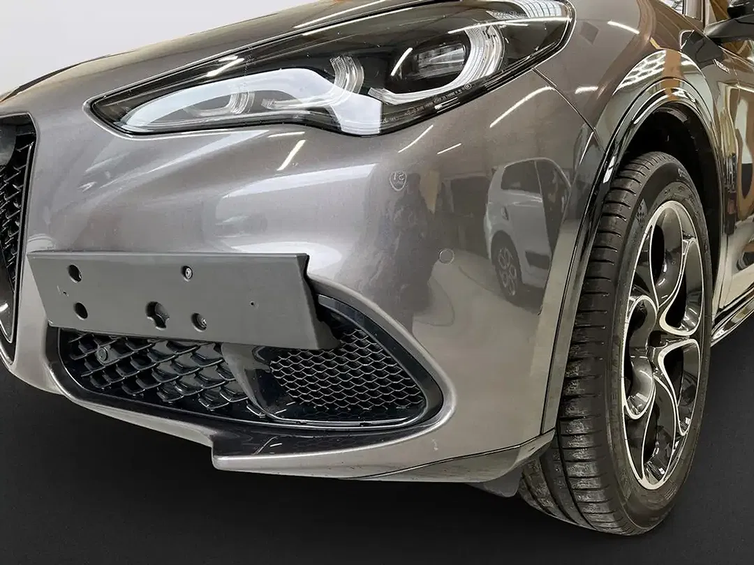 Alfa Romeo Stelvio - Thumbnail 6