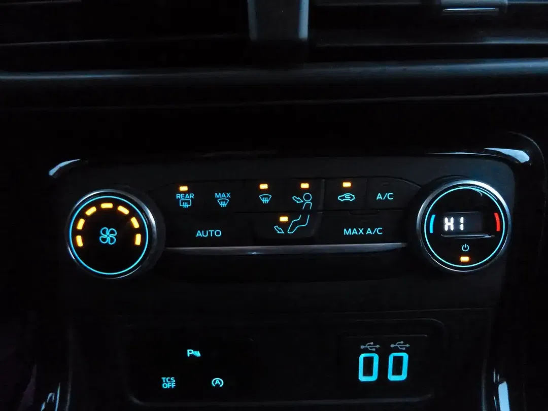 Ford EcoSport - Thumbnail 12