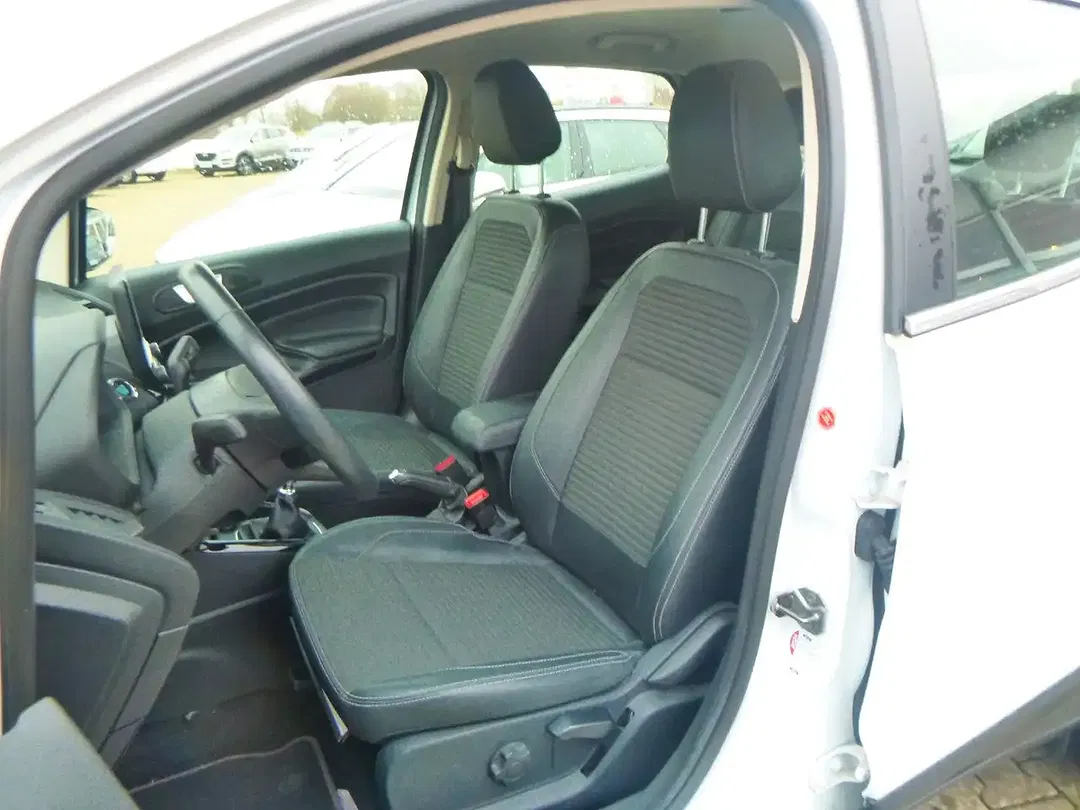 Ford EcoSport - Thumbnail 8