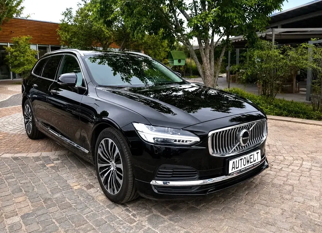 Volvo V90 AWD Recharge - foto 1