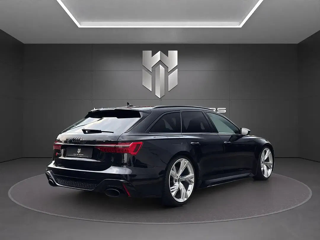 Audi RS6 - Thumbnail 5