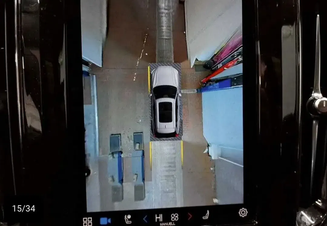 Volvo XC60 - Thumbnail 4