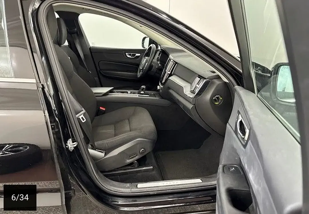 Volvo XC60 - Thumbnail 5