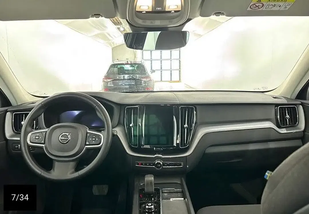 Volvo XC60 - Thumbnail 9