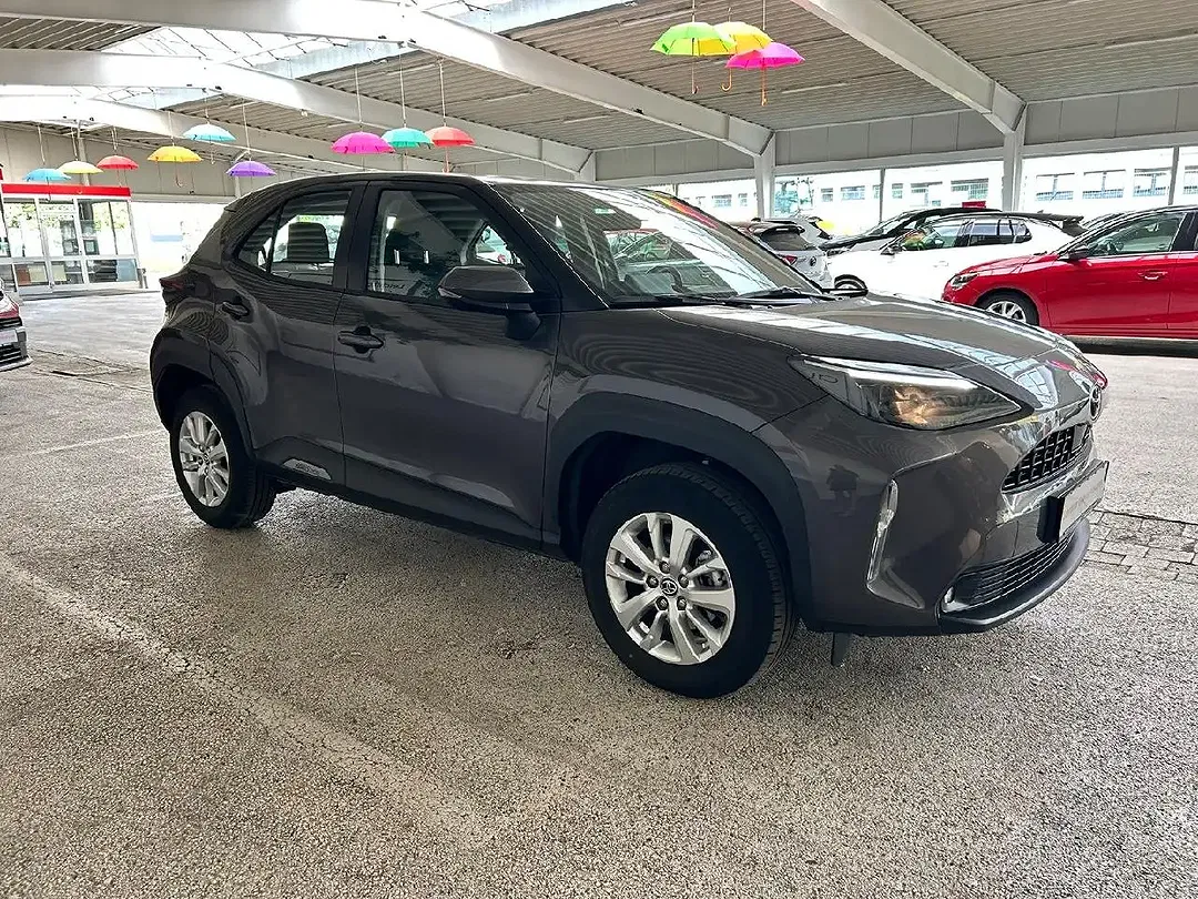 Toyota Yaris Cross - Thumbnail 6