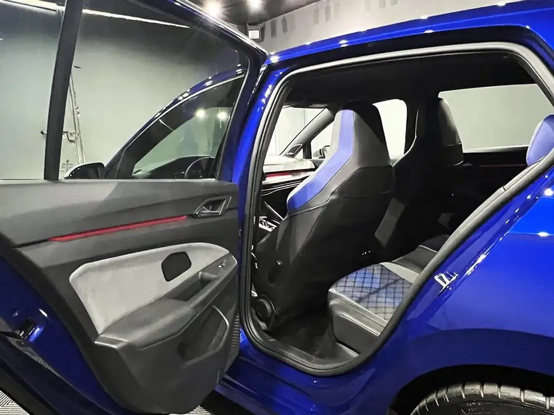 Volkswagen Golf - Thumbnail 9