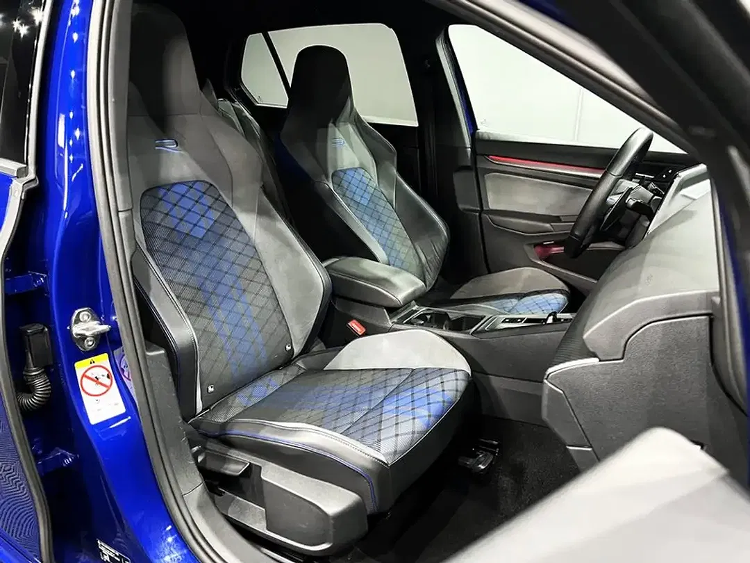 Volkswagen Golf - Thumbnail 10